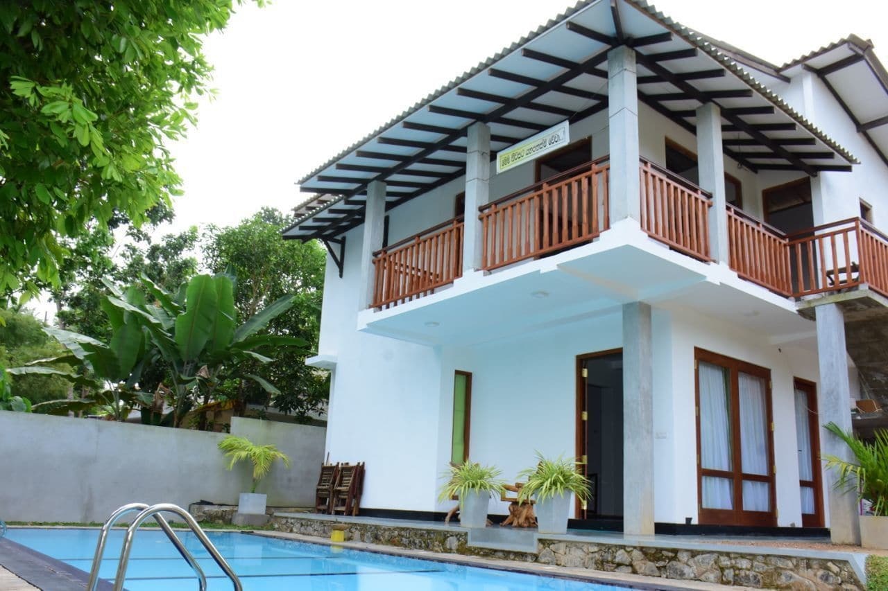 Blue Water Hikkaduwa Villa Exterior photo